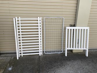 Baby Crib Slightly Used