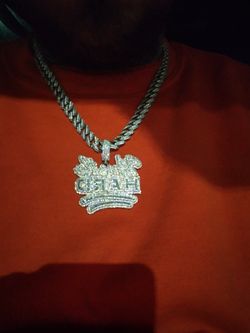 Cuben Link Whith Pendent