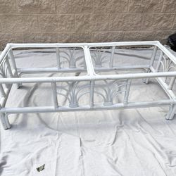 VINTAGE WHITE BAMBOO RATTAN COFFEE TABLE