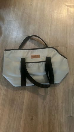 Pet carrier