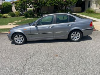2004 BMW 330i