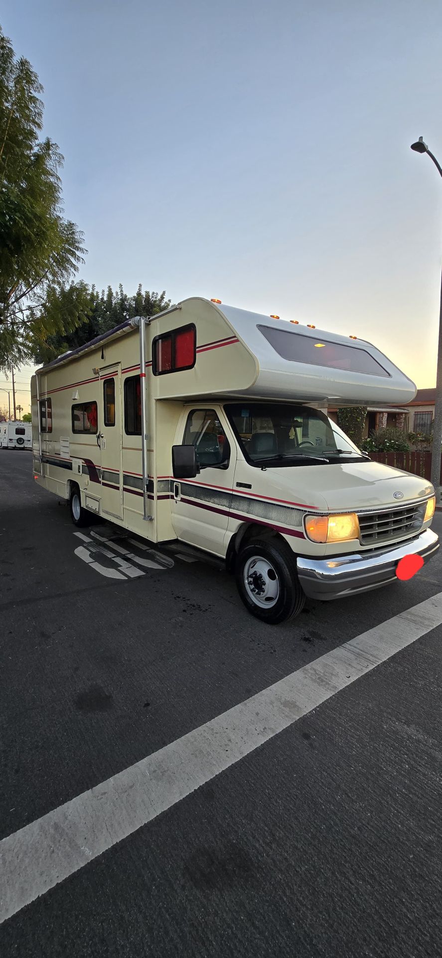 MOTORHOME FORD TIOGA AÑO 1994 for Sale in Los Angeles, CA - OfferUp