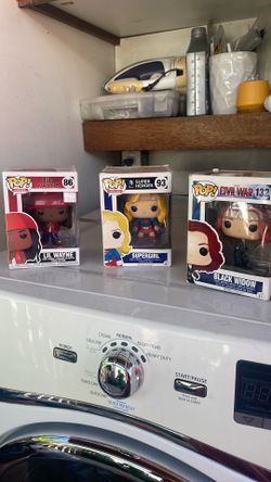 Pop ! Super girl, civil War, Wayne