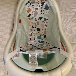Fisher-Price Baby to Toddler Bath 4-in-1 Sling ‘n Seat Tub with Removable Infant Support & 2 Toys