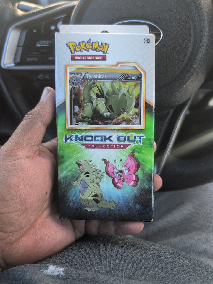 Pokemon Tyranitar Knockout Collection