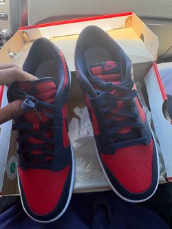 Nike dunk size 10 brand new