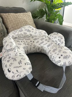 Nursing pillow