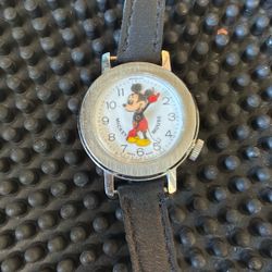 Vintage 1970s Mickey Mouse Watch