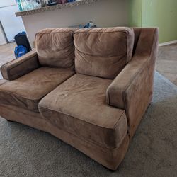 Loveseat Sofa/ Couch 