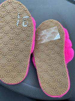 Ugg slides