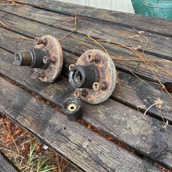 4 lug trailer hubs