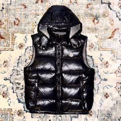 Moncler Bormes Vest men’s size 4/5