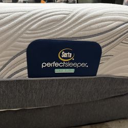 Very Clean Serta Perfect Sleeper. (hybrid) Cooling