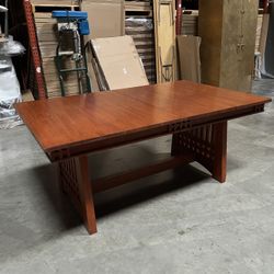 Expandable Solid Wood Dining / Kitchen / Conference Table  Beautiful solid wood dining table that also works great as a kitchen table or conference ta