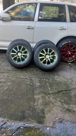 Porsche Cayenne Turbo Sport Tire Set (Green Porsche Tires)