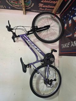 Girls mountain bike