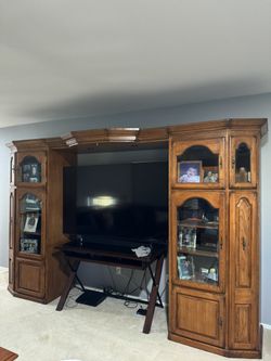 Tv Entertainment center ( Tv NOT Included)