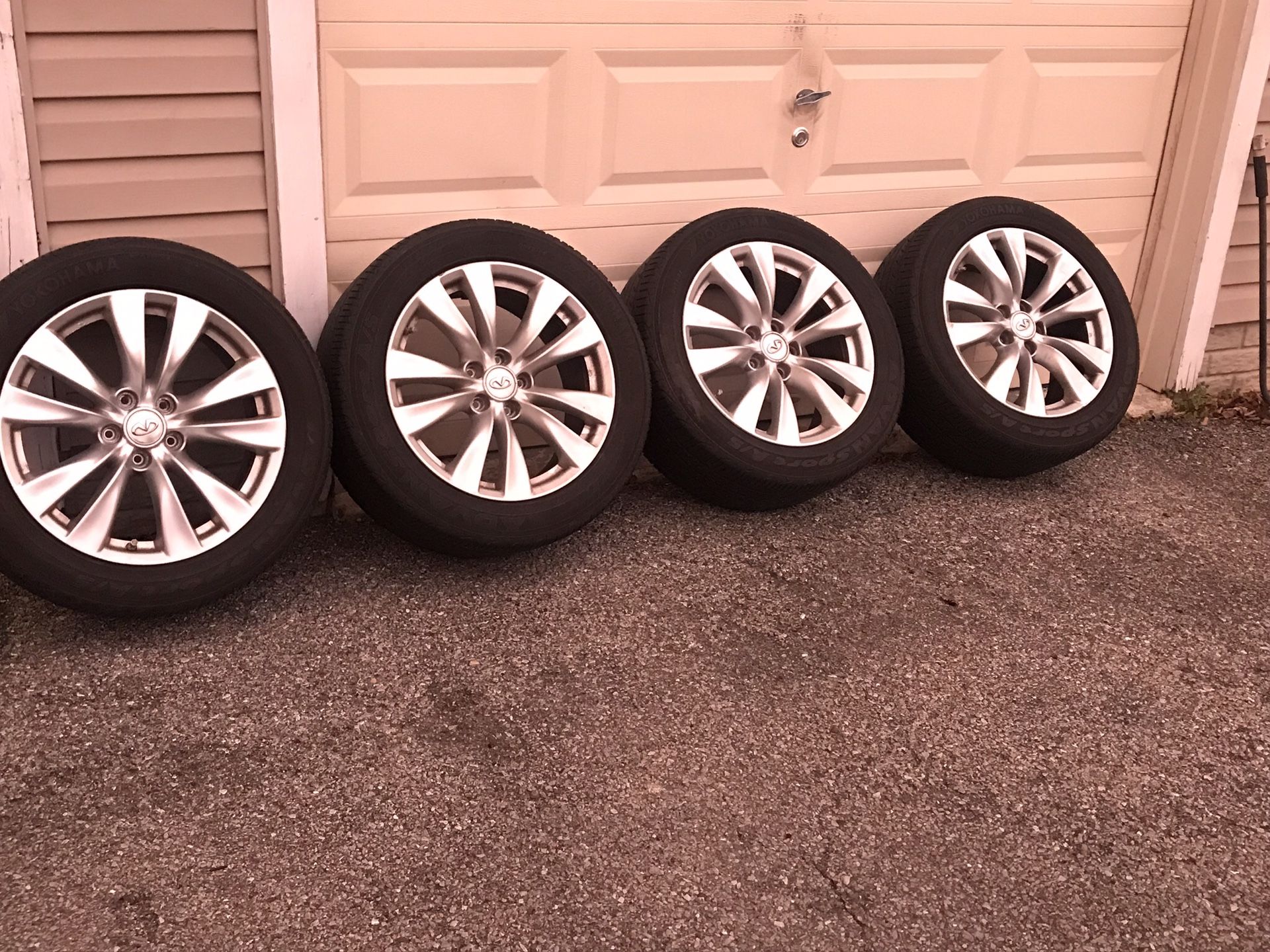 Infiniti rims