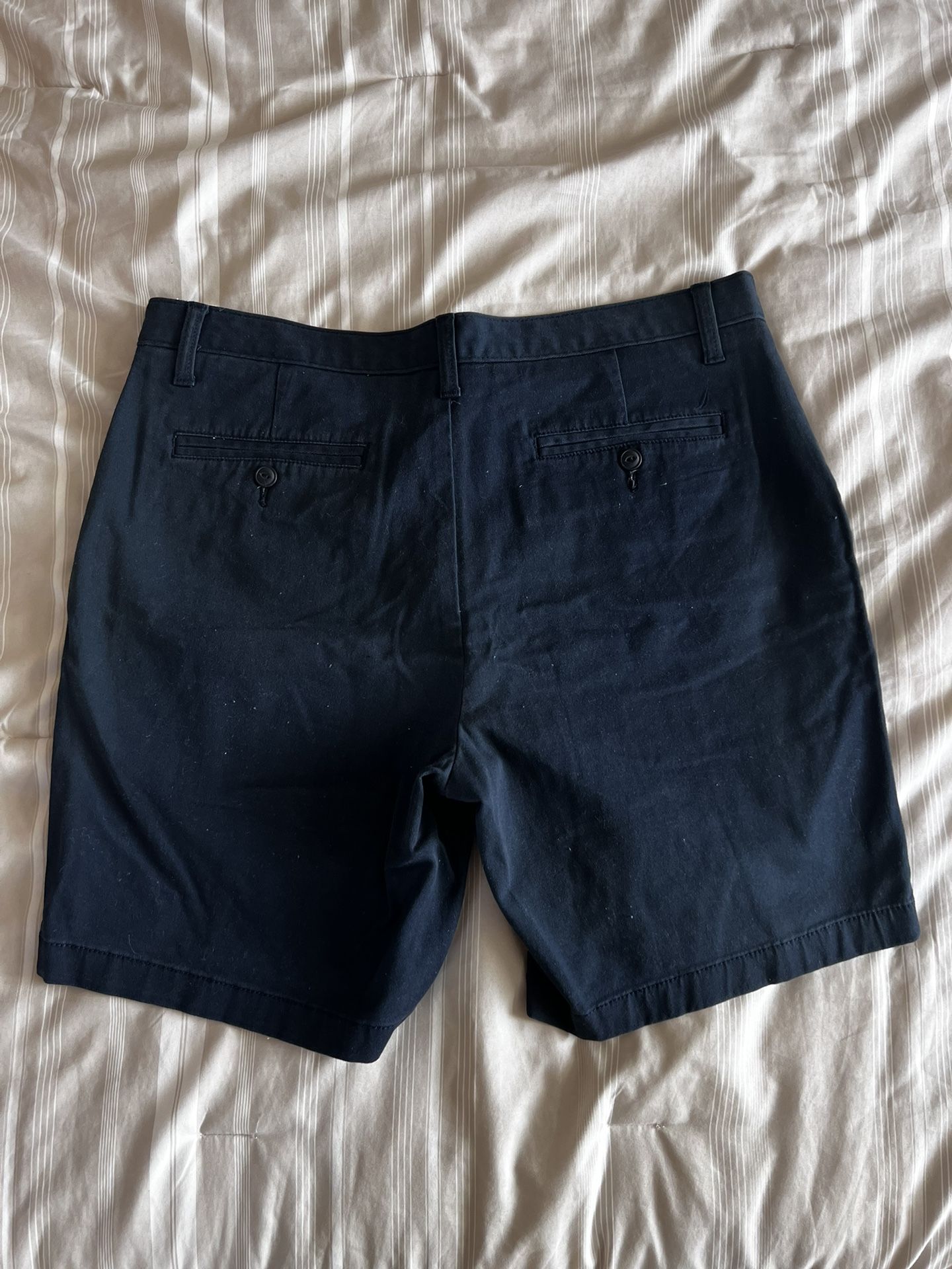 Men’s Shorts (Nautica, 34)