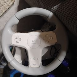 WII STEERING WHEEL BY LOGITECH