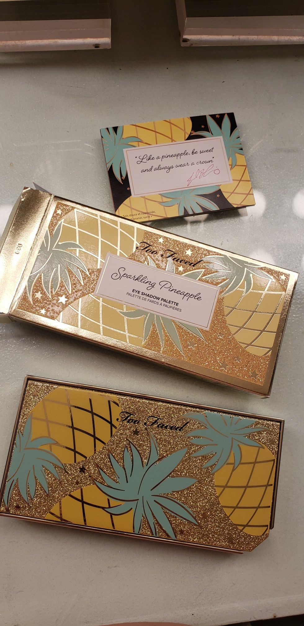 Too Faced Sparkling Pineapple