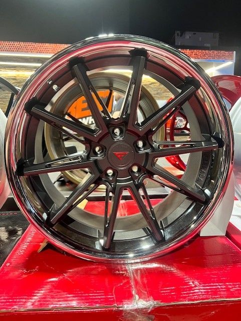 FERRADA CM02 20X9 + 35 20X10 +40 5X120 +40 MATTE GRAPHITE