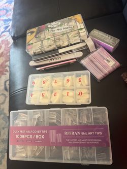 Nail Art Tips & Accessories Bundle