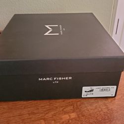Ladies Marc Fisher, Ltd. Light Natural size 9 shoes