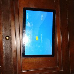 Brand New Tablet For Sale And It Comes With A Tablet Case Must Go asap