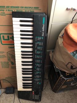 Yamaha PSR-75 Keyboard