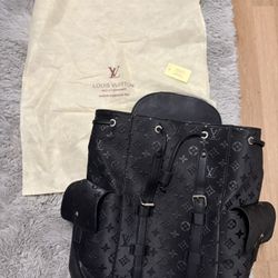 Louis vuitton monogram backpack