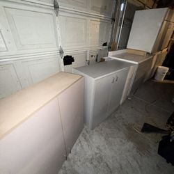 Cabinets 