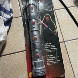 Star Wars Episode 1 (Darth Maul) LightSaber ((1990s)) Vintage collectibles 