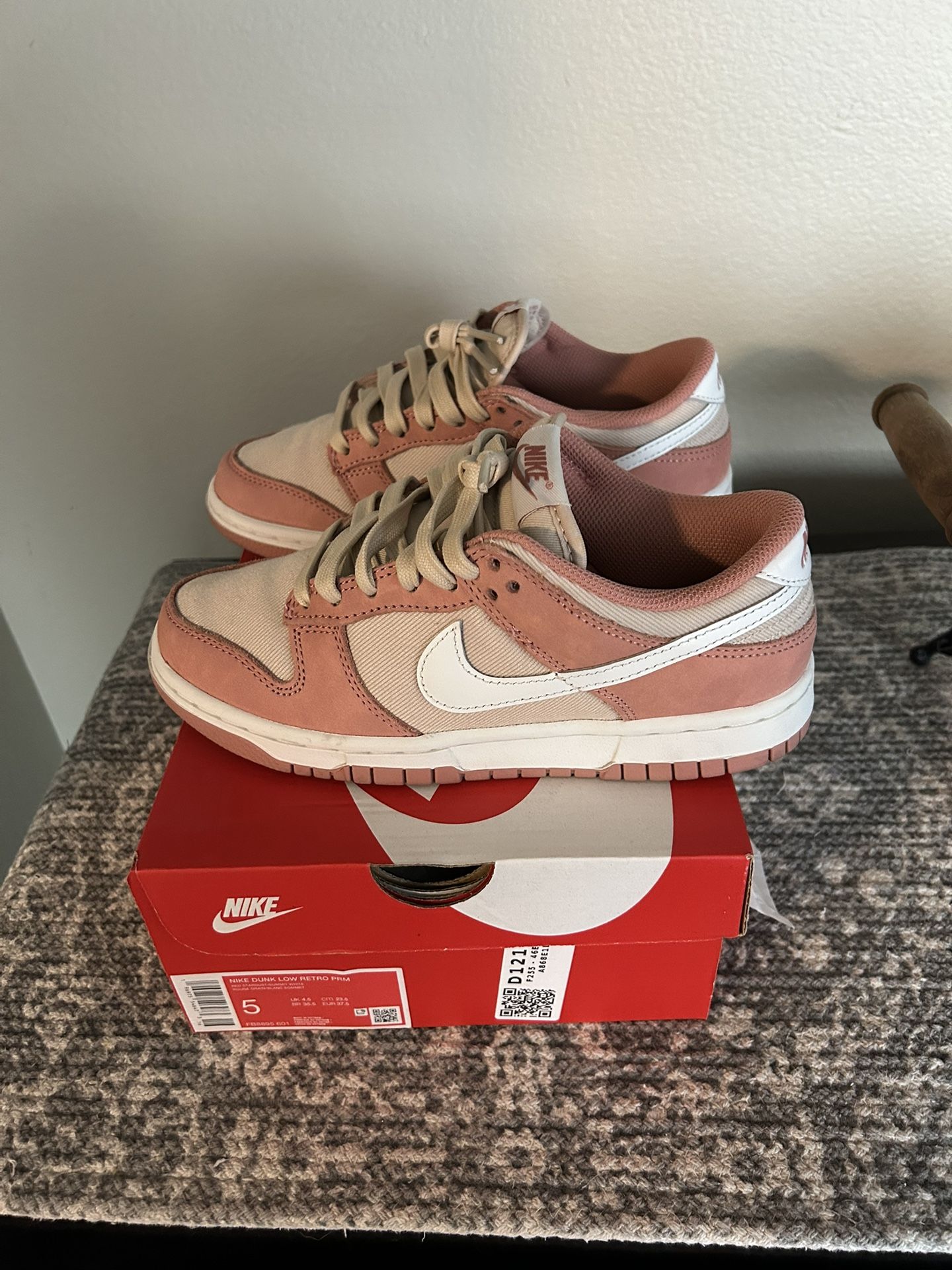 Nike Dunks