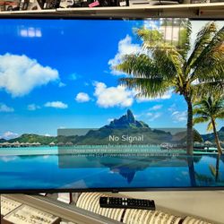 LG 43 inch Class UQ7590 series LED 4K UHD Smart webOS 22 TV