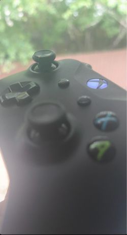 Black Xbox Controller