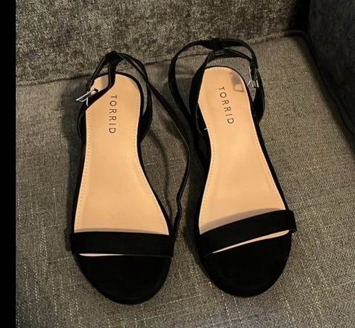 Torrid Heels Size 6ww