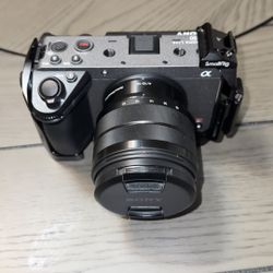 Sony FX30 Cinema Camera w/ Rode Mic,DJI Mic 2, 4 Batteries,cage,ND & SD Cards