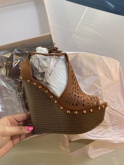 Platform wedges size 8.5