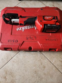 Milwaukee crimper M18