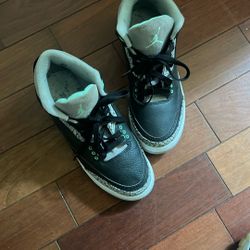Jordan 3s 