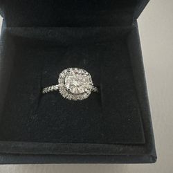 Diamond Engagement Ring For Sale 
