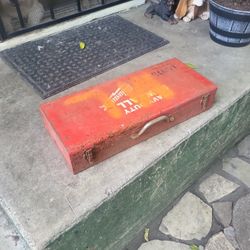 Heavy-duty Sawsaw Box