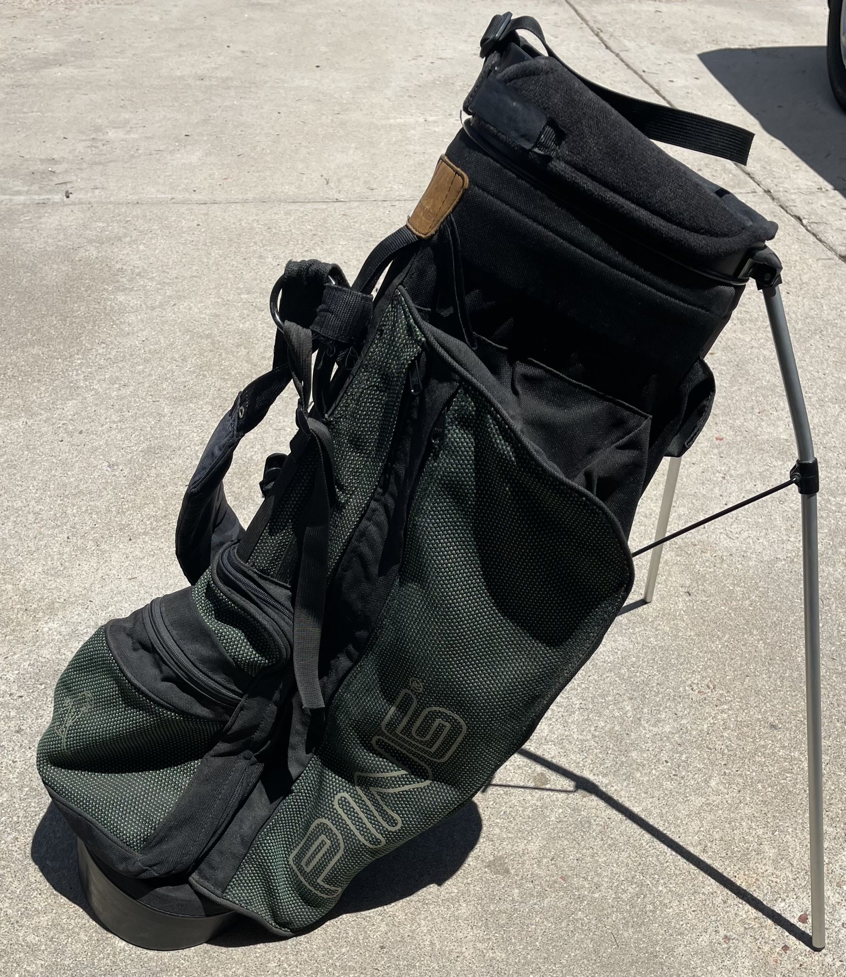 Ping Hoofer Golf Club 4 Way Carry Stand Bag Dark Green Black