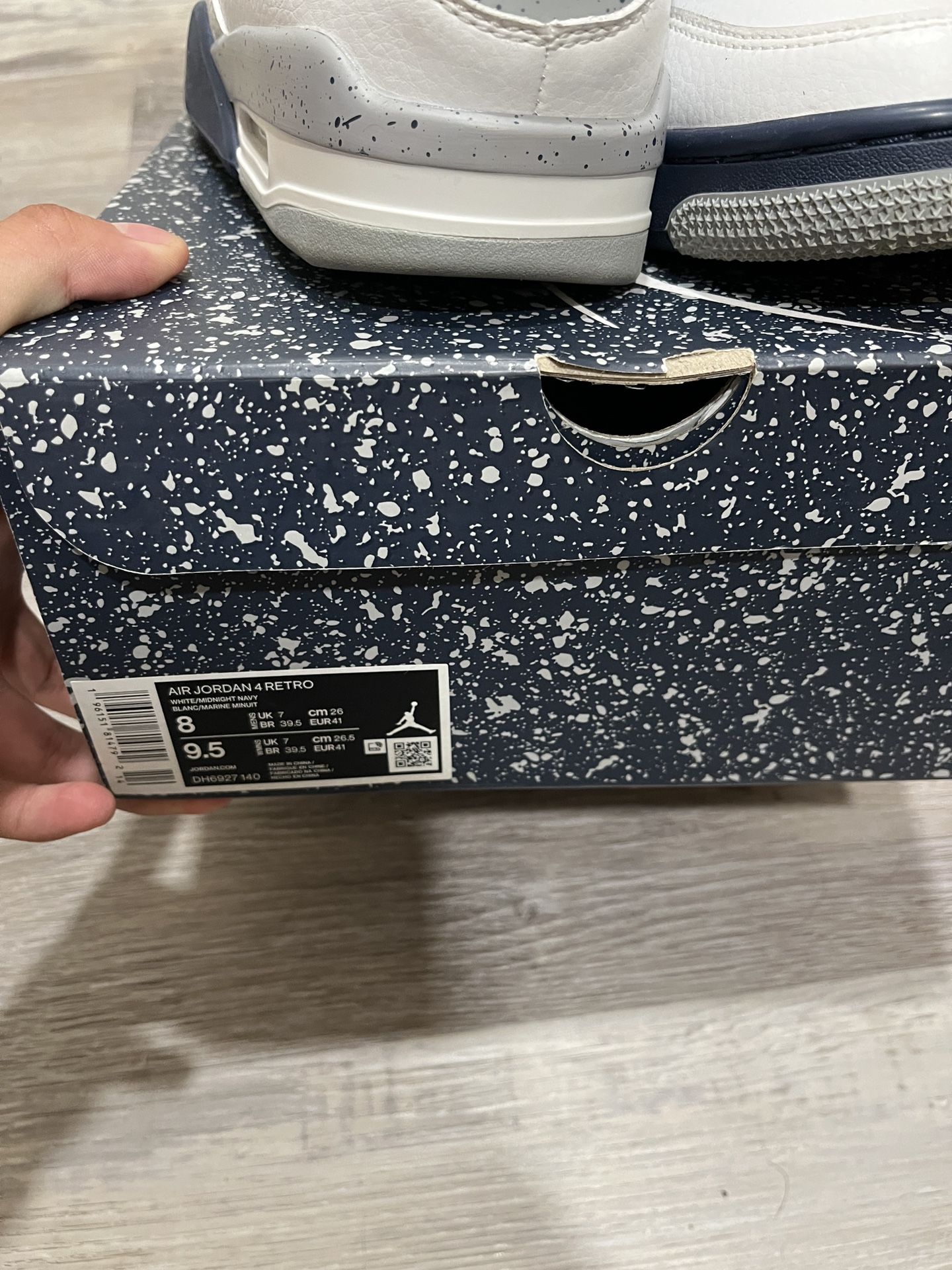 Jordan 4 Size 8 Man $182