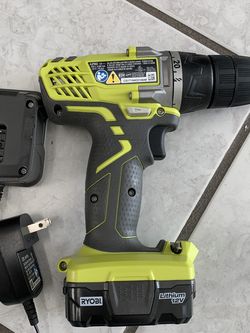 Ryobi 12 Volt Drill Kit
