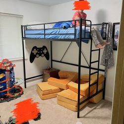 Loft Bed- Twin