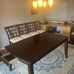 Dining room table