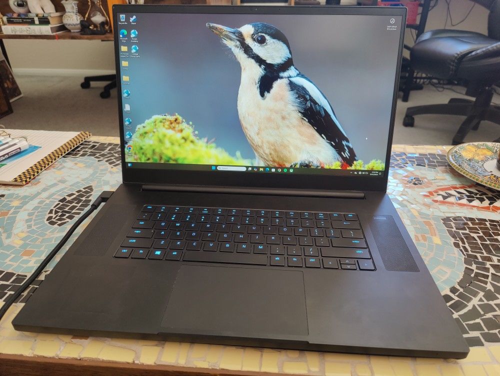 Razer Blade Pro 17 Gaming Laptop Core i7-10875
