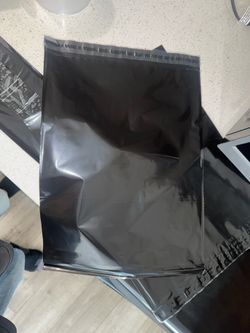 POLYMAILERS BLACK SHIPPING BAGS 100 PACK 12 X 15.5 SELF SEAL MAILERS NEW